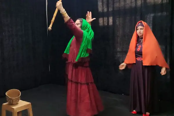 جشنواره نمایش های آئینی و سنتی