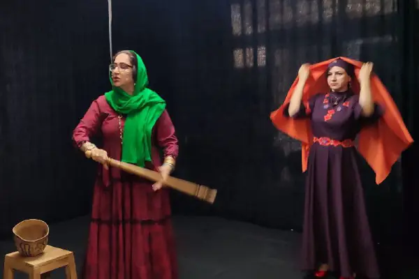 جشنواره نمایش های آئینی و سنتی